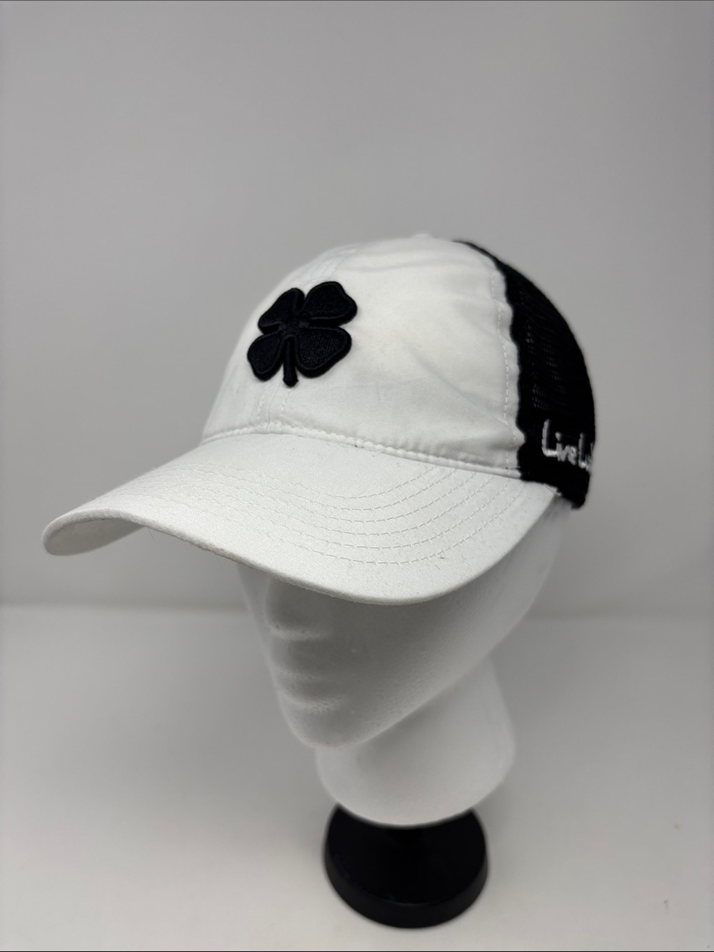 Black Clover | White & Black Clover Mesh Baseball Cap